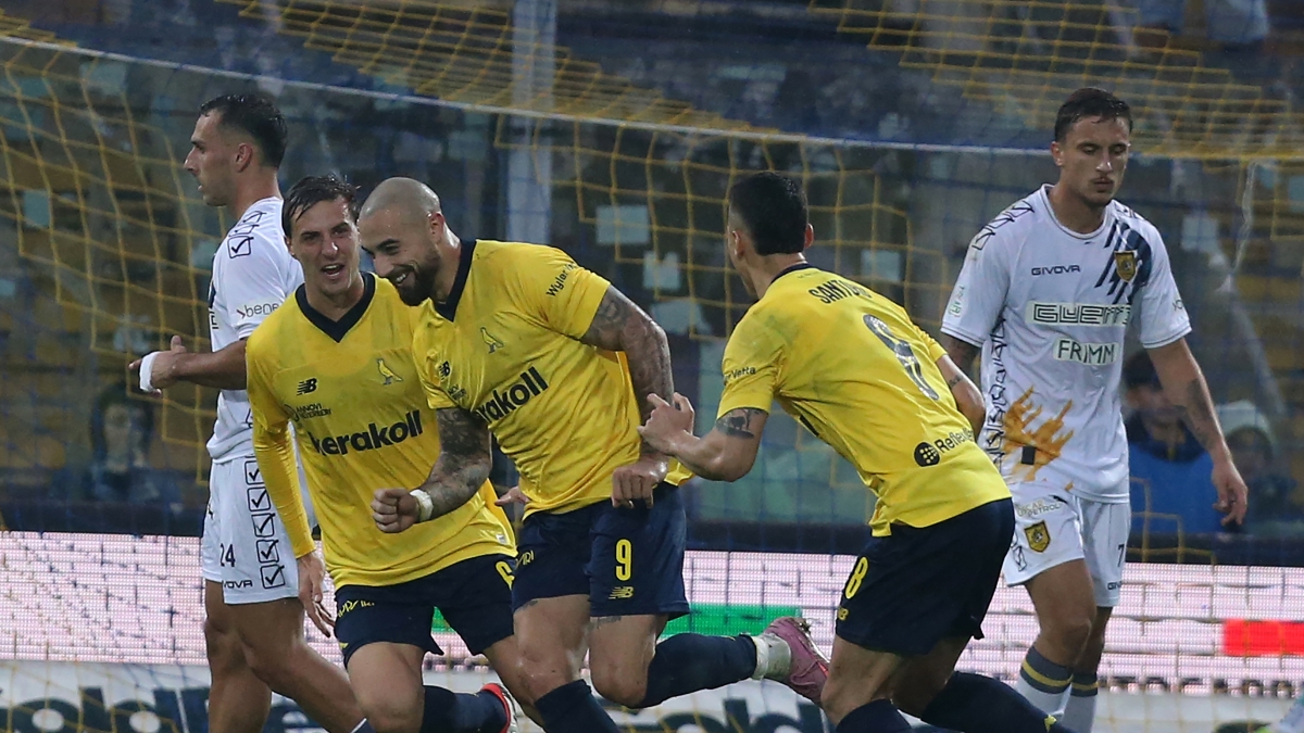 Serie B, la Juve Stabia torna ridimensionata da Modena: secco 3-0 e alle porte c'è il Palermo