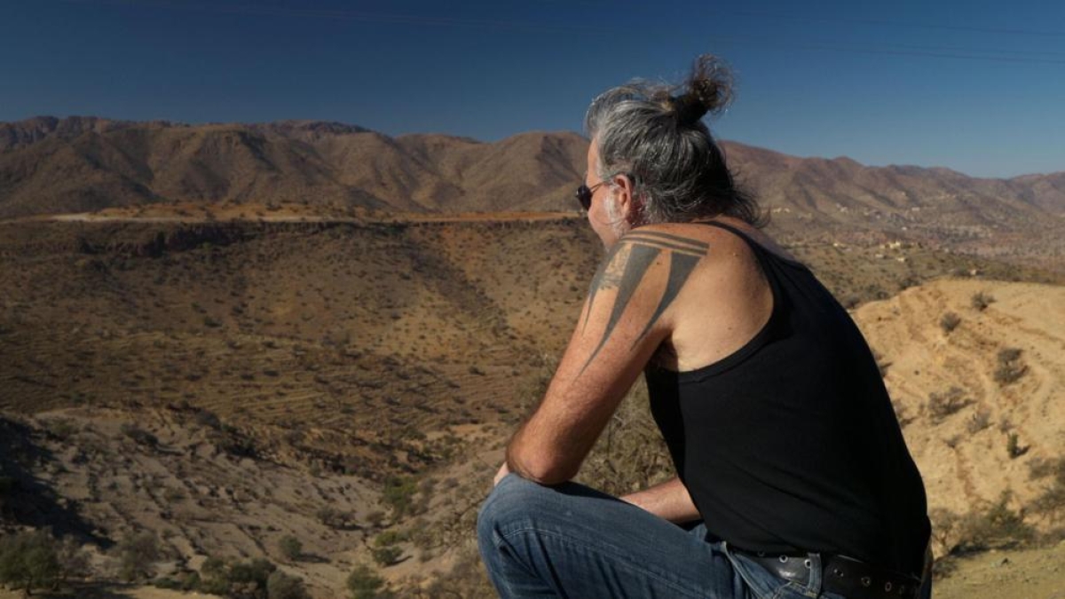 La guerra di Piero Pelù contro il rumore: «Si investe in armi invece che in ricerca sulle malattie come la mia»