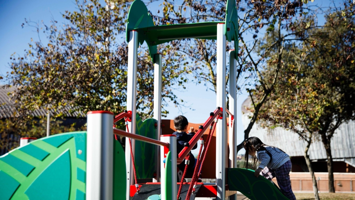 Auditorium Parco della Musica, rinasce l'area giochi sui giardini pensili. «Strutture accessibili a tutti»