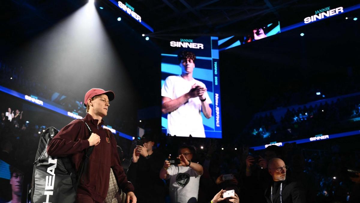 Sinner Auger Aliassime alle Atp Finals: giocatori in campo, tutto pronto per l