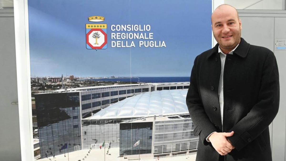 Elezioni regionali, in Puglia quattro "impresentabili". Tra loro il capogruppo di Forza Italia, Paride Mazzotta. Chi sono gli altri e tutte le accuse