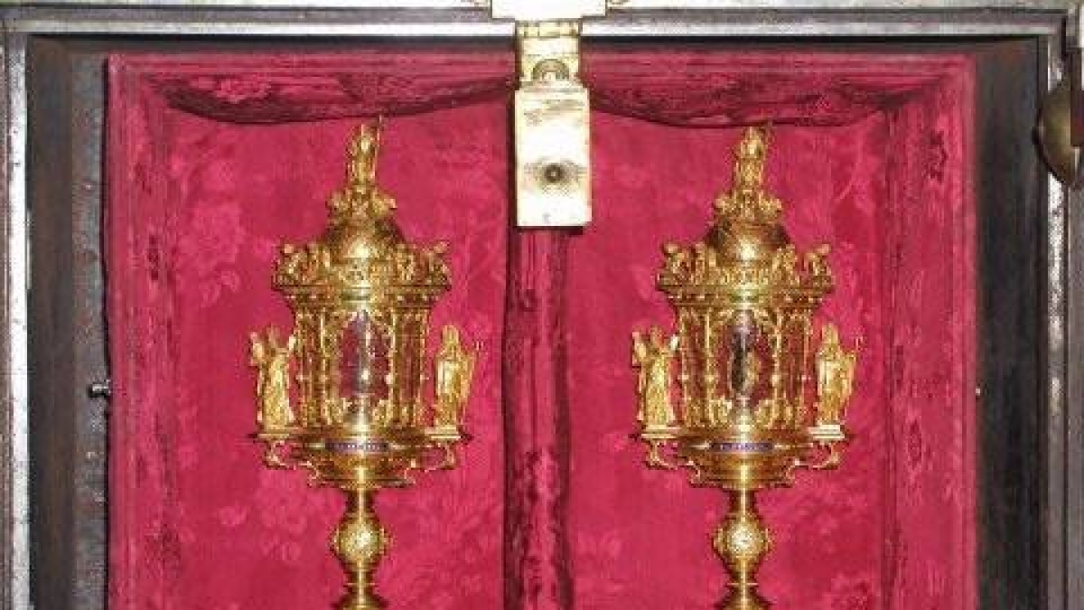 La reliquia con il sangue di Cristo lascerà Mantova la prima volta nella storia e sarà esposta a Roma: dal 17 novembre a San Salvatore in Lauro