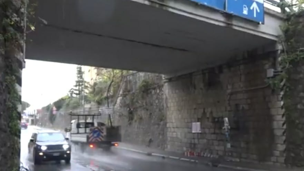 Massa, incidente con lo scooter: Micol Arcolini muore a 17 anni, gravissima l'amica