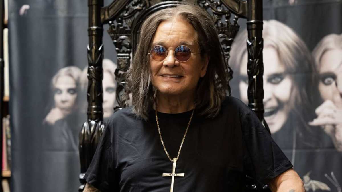 Ozzy Osbourne era stato ricoverato due settimane prima dell'ultimo show di Birmingham e il personale dell'ospedale aveva i ritratti delle persone autorizzate a vederlo