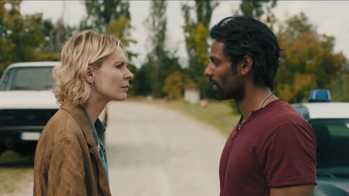 Estranei ispirata alla storia di Saman e la terza stagione di Un Professore: le serie tv da vedere questa settimana