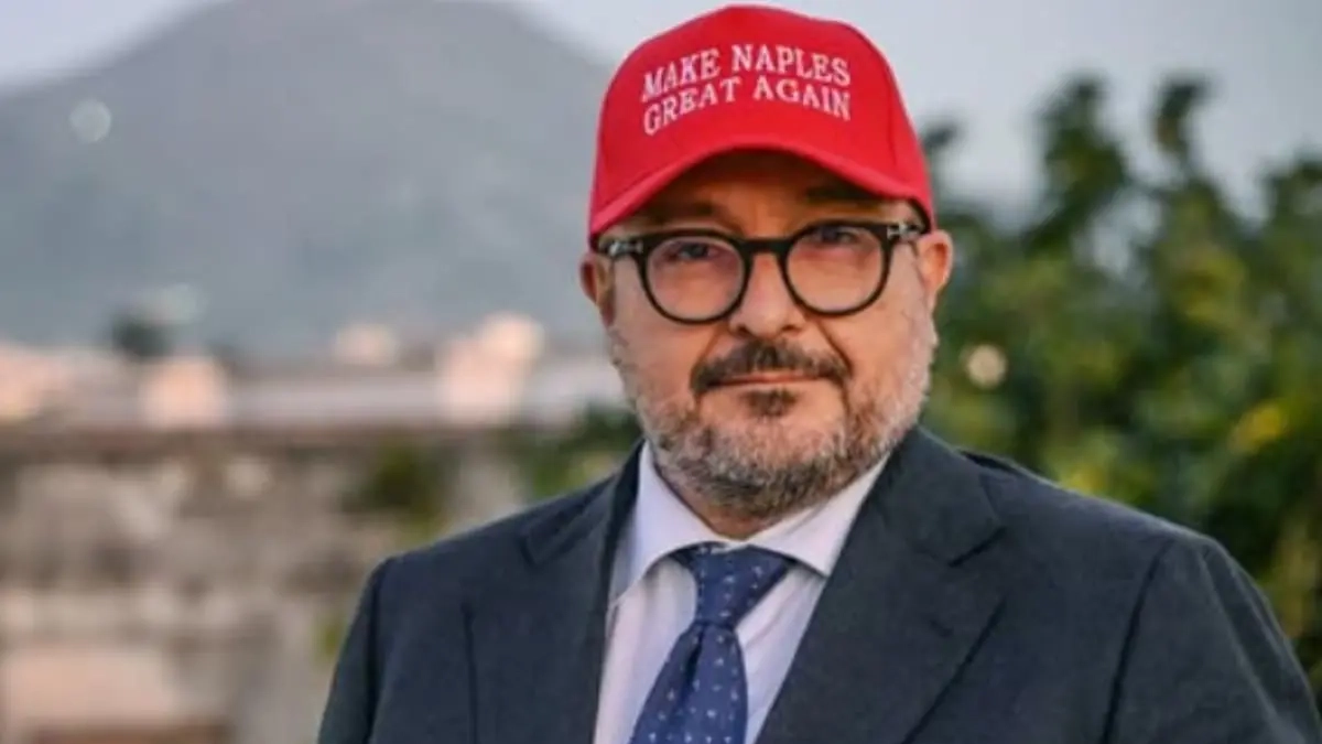 Gennaro Sangiuliano: «Elettori, decidete se lavoro per voi o torno a Parigi». La Russa: «La sfida in Campania è nazionale»