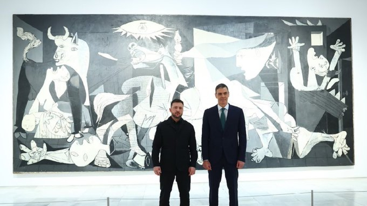 Ucraina, massiccio attacco russo: la Polonia alza i caccia per proteggere i confini