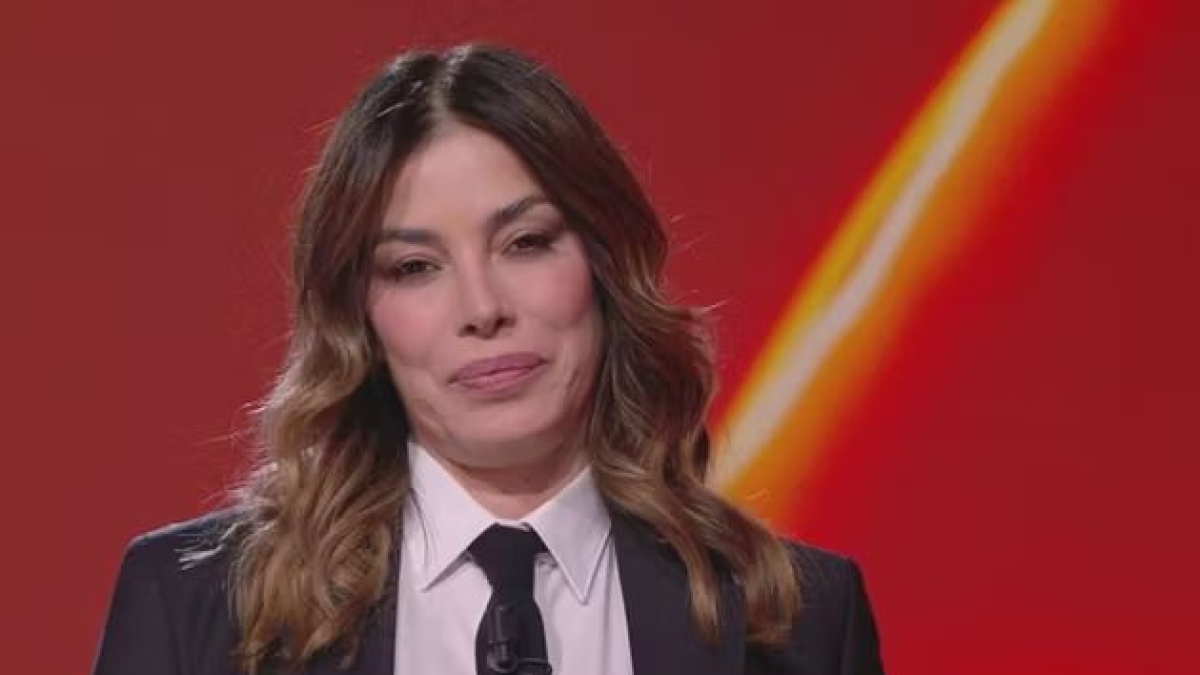 Aida Yespica: «Abusata da uno zio a sette anni, mi sono rifugiata nell'alcol»