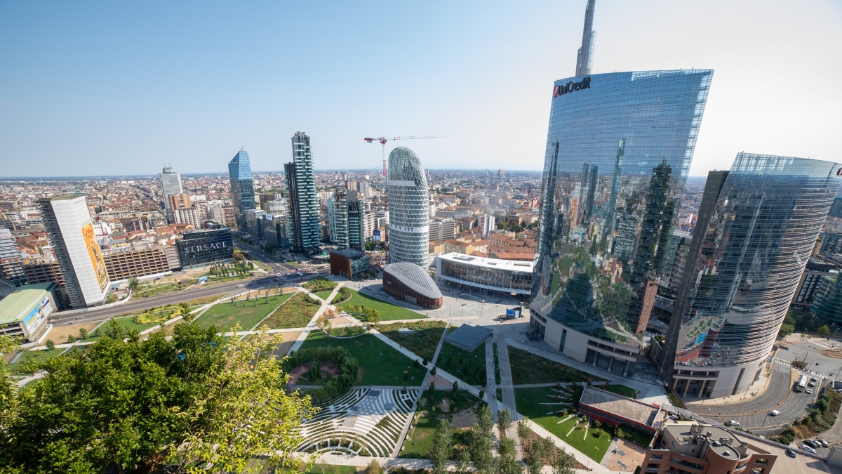 Il meteo di domenica 8 marzo a Milano e in Lombardia: cielo sereno, si toccano i 16 gradi