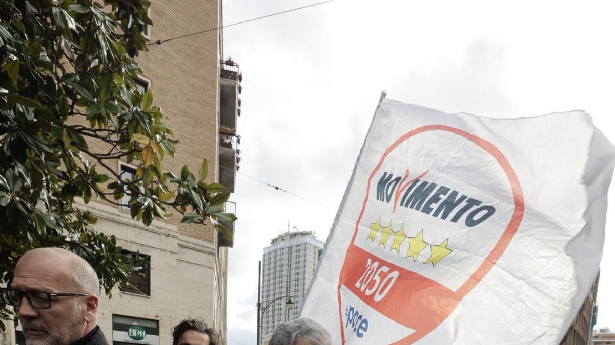 Fico e Conte, tour scaramantico a tre giorni dal voto