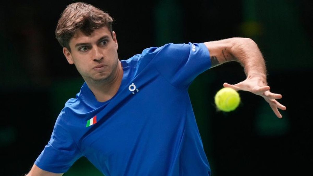 Coppa Davis, semifinale Italia Belgio 1 0: Berrettini batte Collignon. Cobolli Bergs Live 1 0