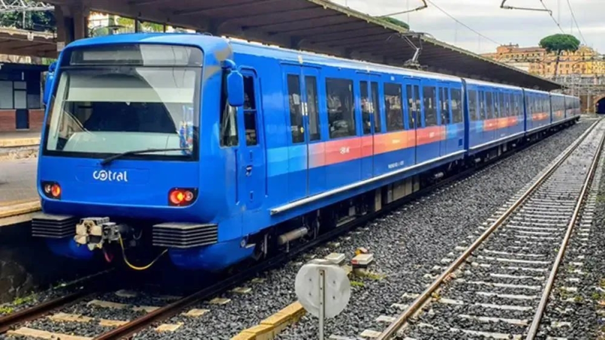 Metromare in tilt: fulmine colpisce la linea, ferrovia di Ostia interrotta