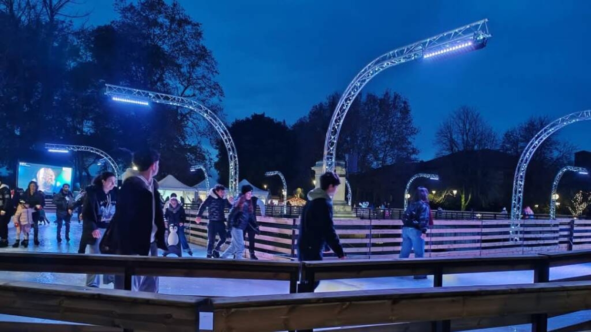 Mercatini, villaggi e incontri ravvicinati con Babbo Natale: tutte le iniziative di Autolinee Toscane per le feste