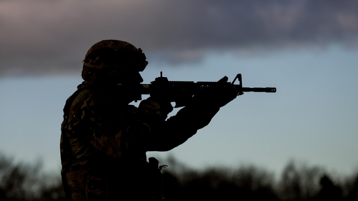 Lo psicodramma (immotivato) in Francia e Italia sulla leva militare e il piano serio della Germania