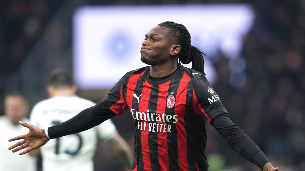 Leao gol, Milan primo per una notte: Lazio battuta 1 0 |?Rigore non dato a Sarri, rosso ad Allegri e tensione finale