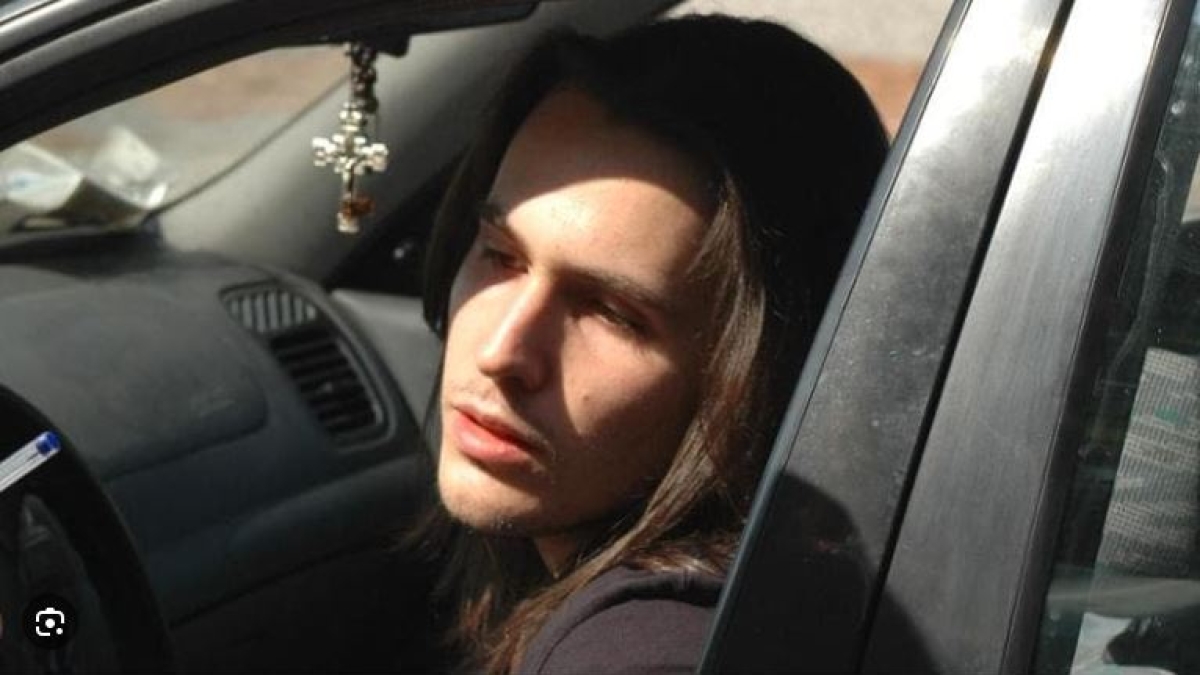 Sempio davanti alla casa di Chiara Poggi, il giorno del delitto: le foto inedite del 13 agosto 2007