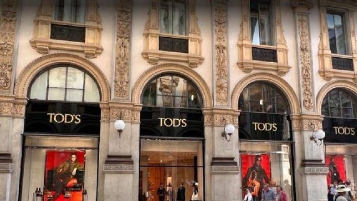 Caporalato nella moda, Tod's chiede tempo al giudice per evitare la misura interdittiva: «Pronti a rafforzare i nostri controlli»