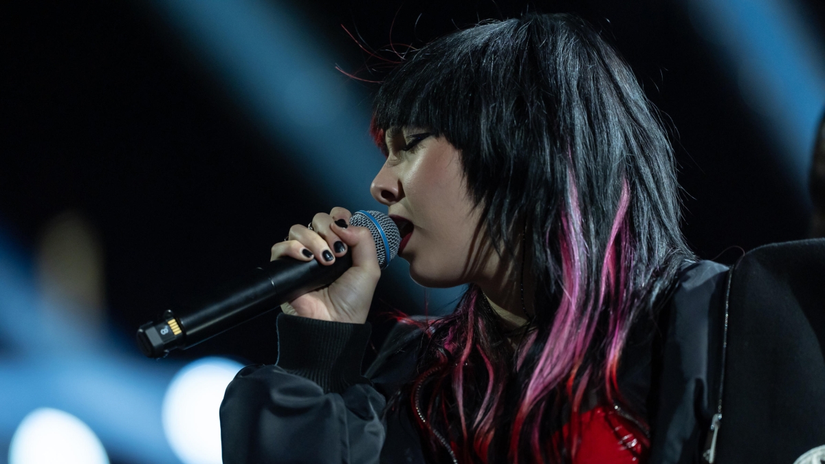 «X Factor»:  vince Rob, 20enne siciliana partita in sordina. Secondo eroCaddeo poi Delia | La finale in piazza a Napoli