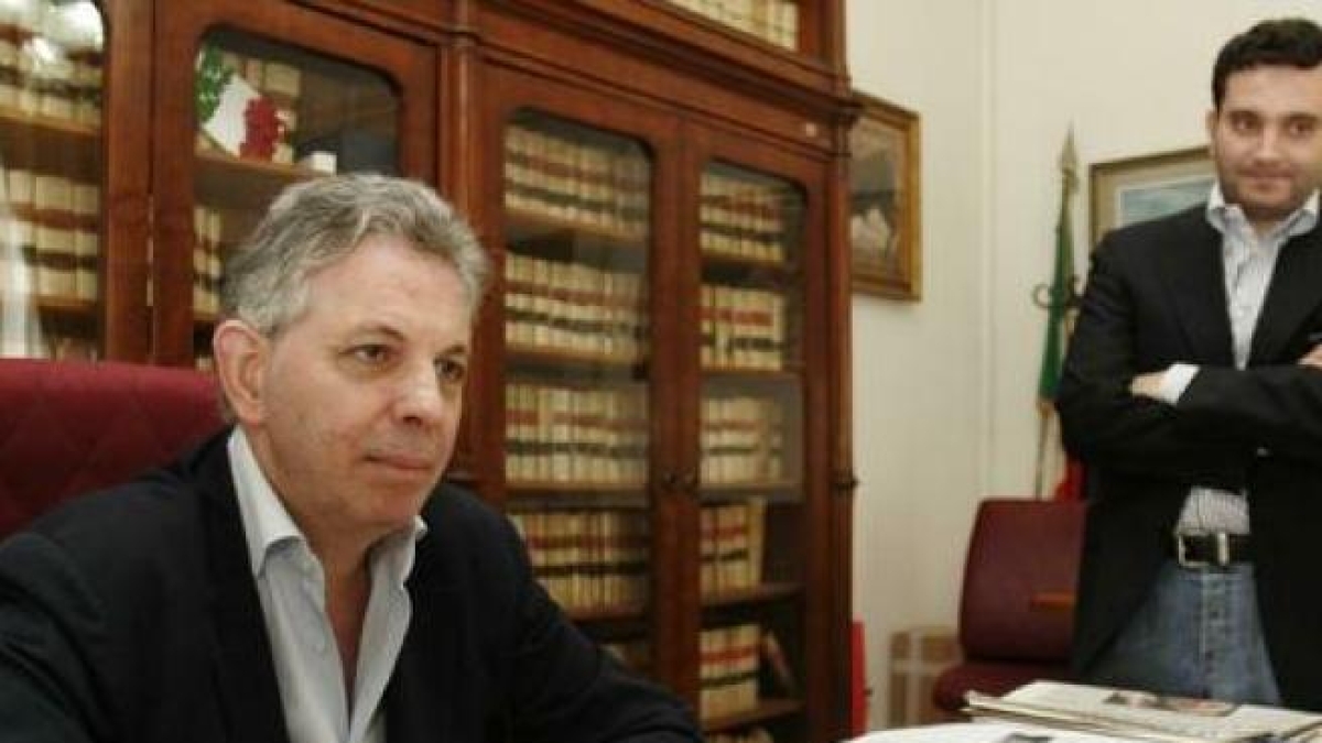 Bancarotta, l'ex senatore Vincenzo Nespoli lascia il carcere di Poggioreale e torna ai domiciliari