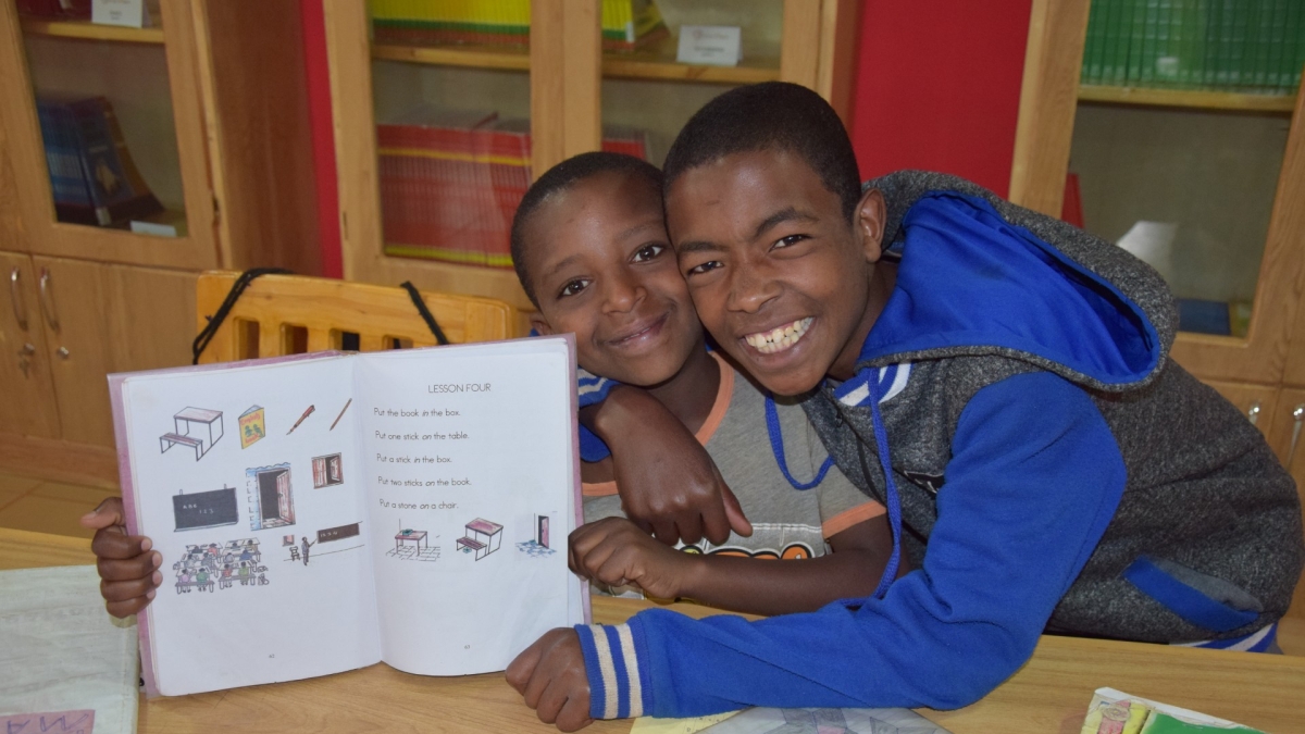 Firenze, un mercatino di Natale per aiutare i bambini e le bambine di strada in Etiopia