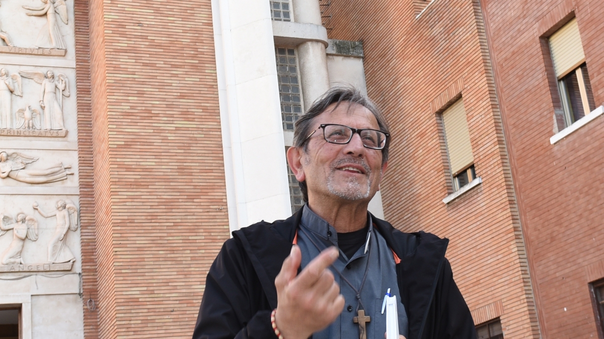 Insulti sessisti alla Napoli Women under 17 dai calciatori under 14. Don Manganiello: «Li squalifico io, per ora non giocano»