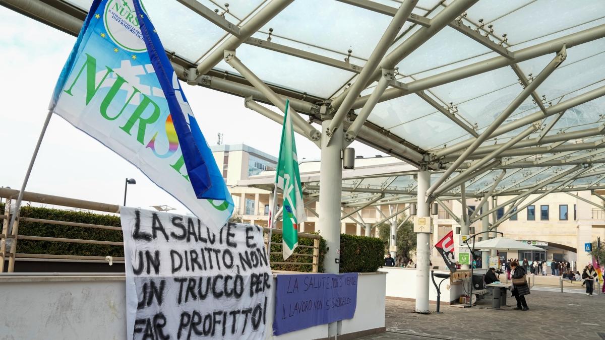 San Raffaele, la Procura di Milano apre una indagine conoscitiva dopo l'emergenza infermieri al padiglione Iceberg