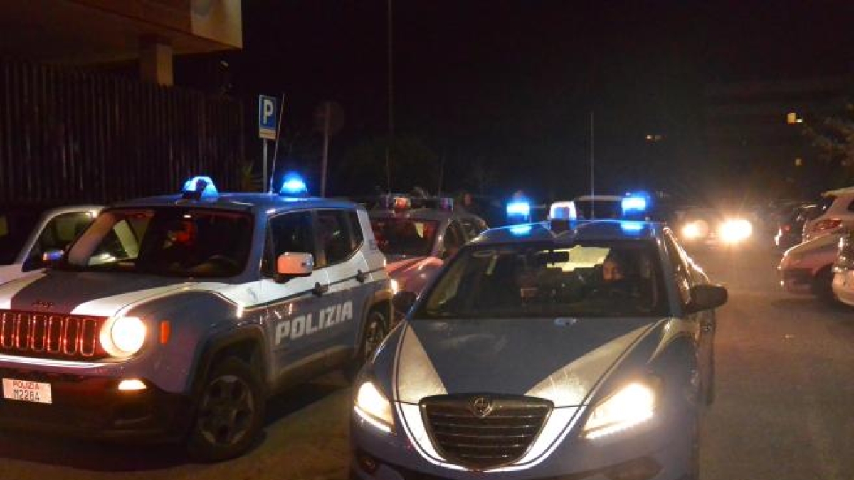 Firenze, paura per alcuni colpi esplosi durante una lite in via Baracca: si trattava di una scacciacani