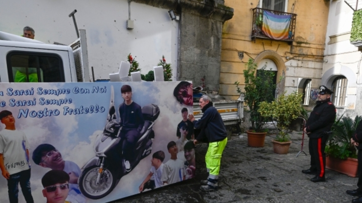 Borrelli (Avs): «Io aggredito e minacciato di morte»