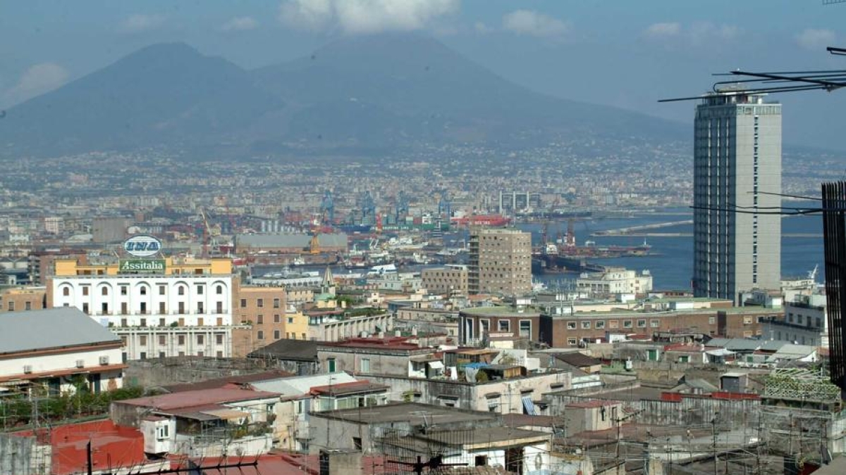 Napoli, b&b a Ponticelli, Secondigliano e Arenaccia: cambia il Prg per decongestionare il centro