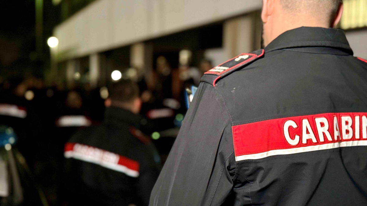 Roma, spacciatore 22enne arrestato a Trastevere: aveva in casa quattro chili di droga
