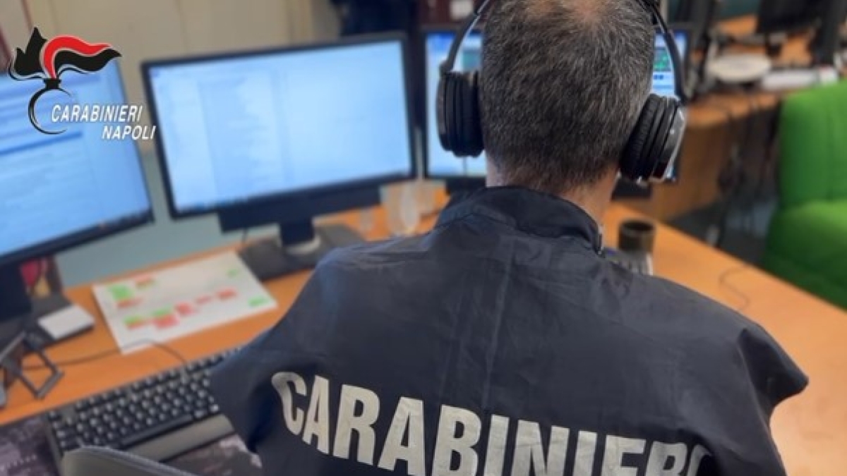 Intercettazioni per indagini giudiziarie, sono oltre diecimila i «bersagli» in Campania