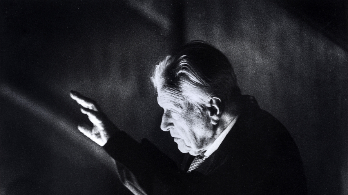 La Treccani, quattro volumi per raccontare la musica contemporanea: da Gavazzeni al Pianistico, fino ai Pooh