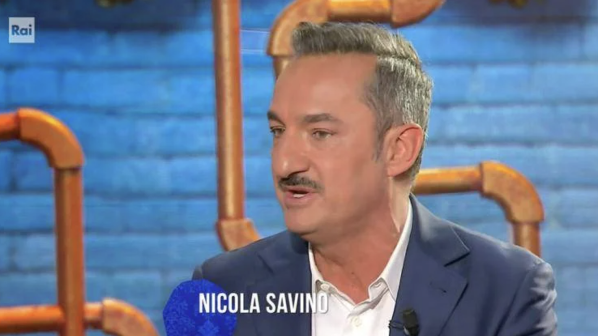 Nicola Savino: «Mio papà soffriva di depressione ed è una cosa che temo molto. È stato assente, ma meraviglioso»