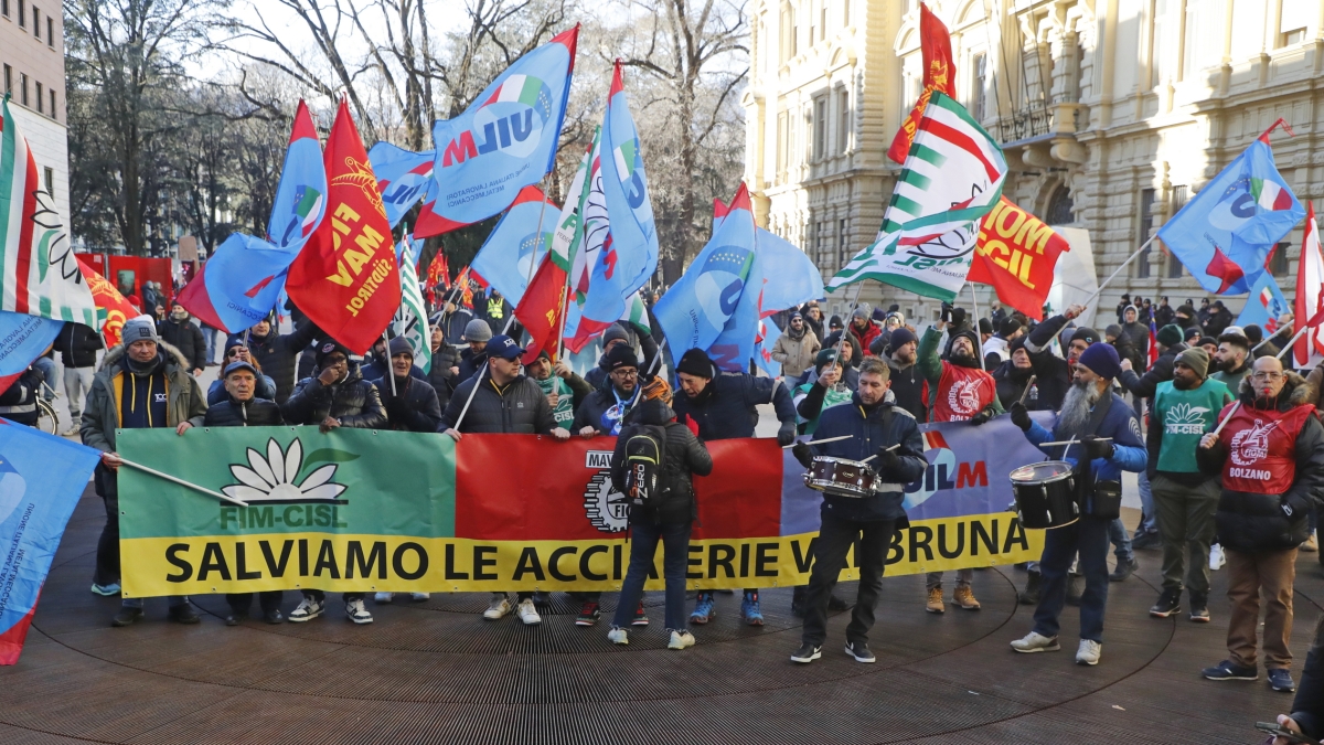 Acciaierie Valbruna, nuova procedura in vista. La Provincia non cede sulla vendita a titolo definitivo agli Amenduni