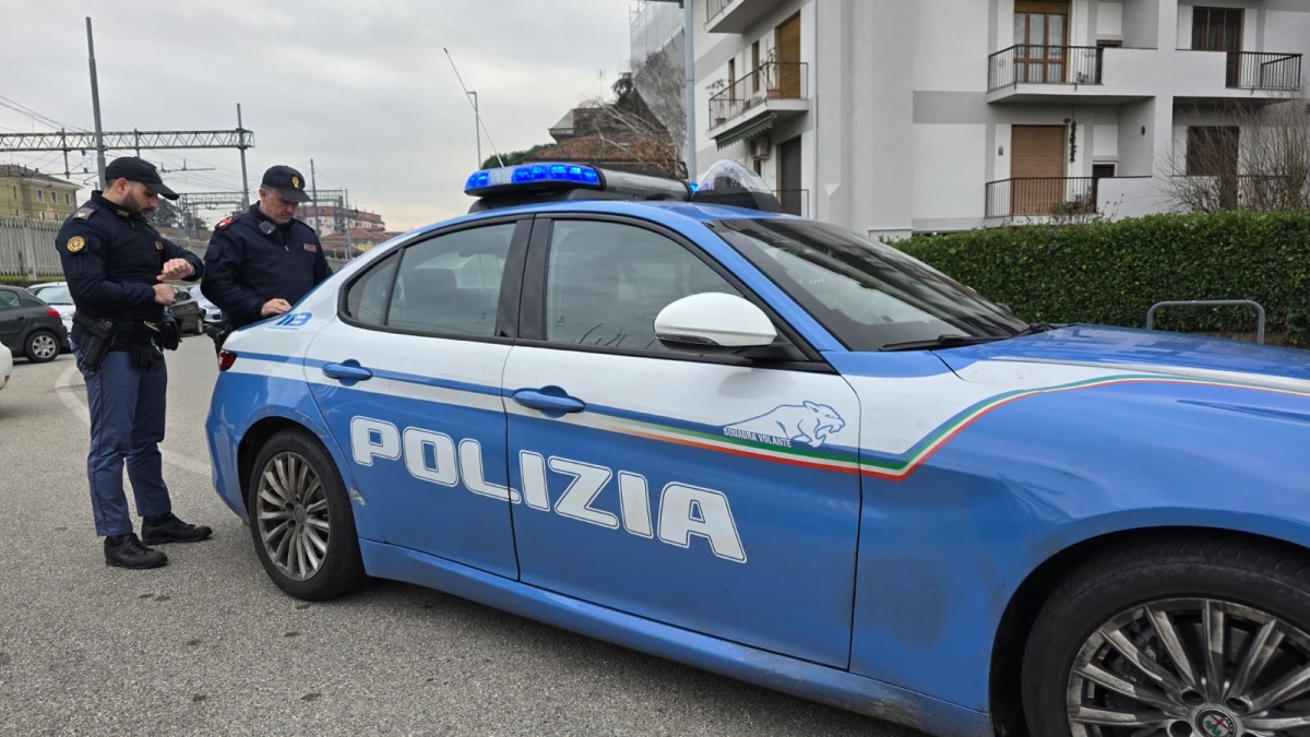 Pavia, rapinano coetanei alla stazione dei treni: banditi di 14 e 16 anni bloccati dalla polizia