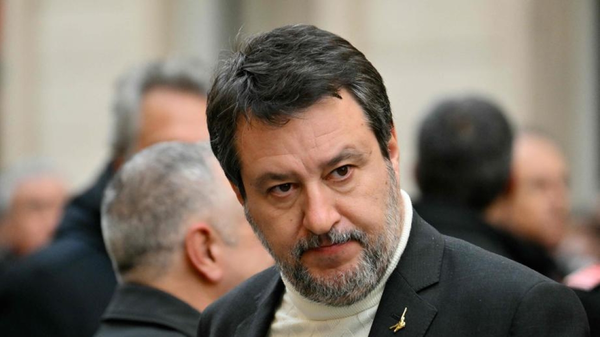 Salvini e il 20enne ucciso a Milano: «Sono dalla parte del poliziotto, senza se e senza ma»