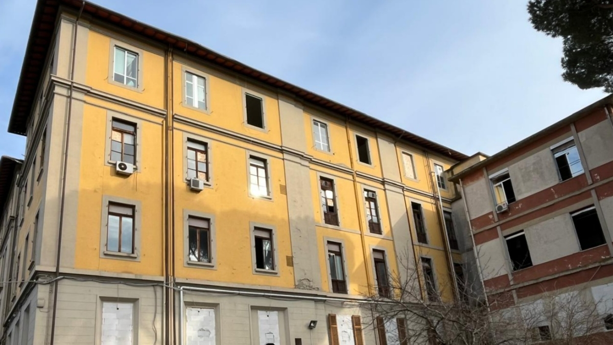 Firenze, nell'ex ospedale Monna Tessa partono i lavori per lo studentato: una stanza costerà 600 euro