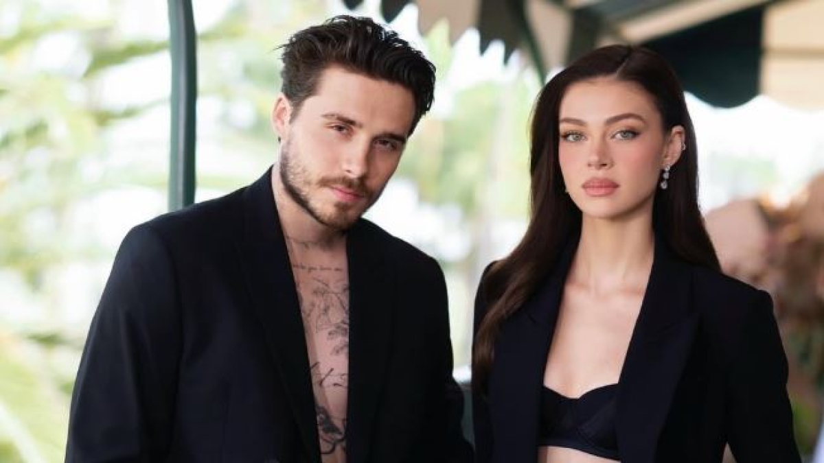 Beckham, nuovo schiaffo di David e Victoria a Brooklyn: il suo nome brevettato fino a dicembre 2026. «È ossessionato da Nicola Peltz, lei lo controlla»