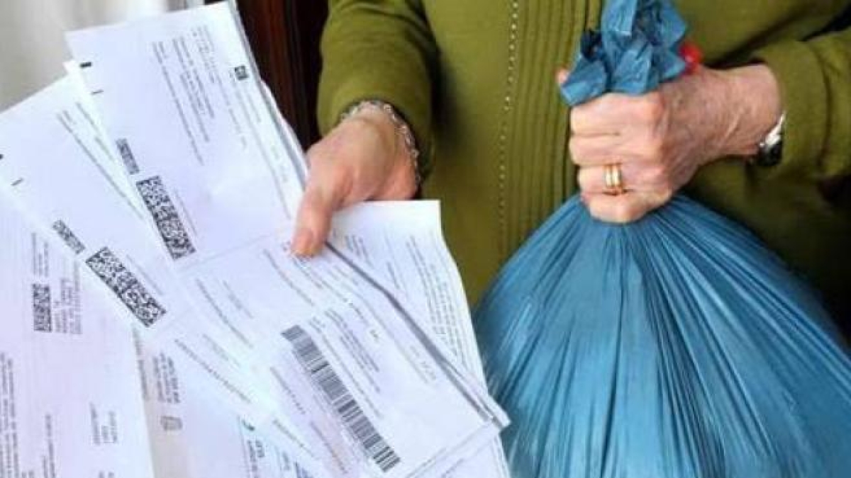 Saldo della Tari, il Comune di Napoli proroga la scadenza: si potrà pagare fino al 16 aprile 2026