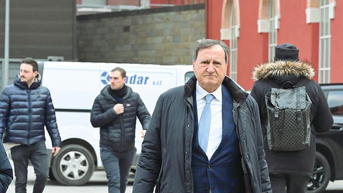 Inchiesta sulla corruzione a Venezia, il Comune contro il sindaco Brugnaro: chiede 4 milioni di risarcimento