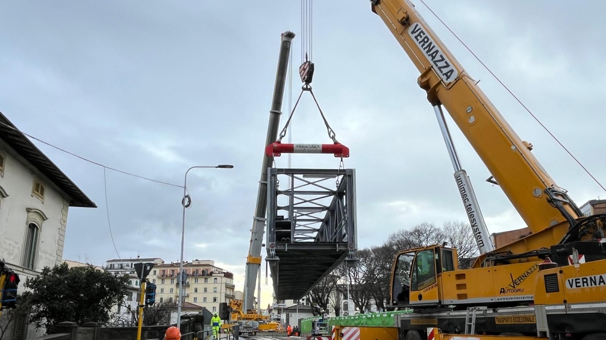 Firenze, i lavori su ponte al Pino sono stati solo un leggero antipasto: in estate 100 giorni di stop al traffico