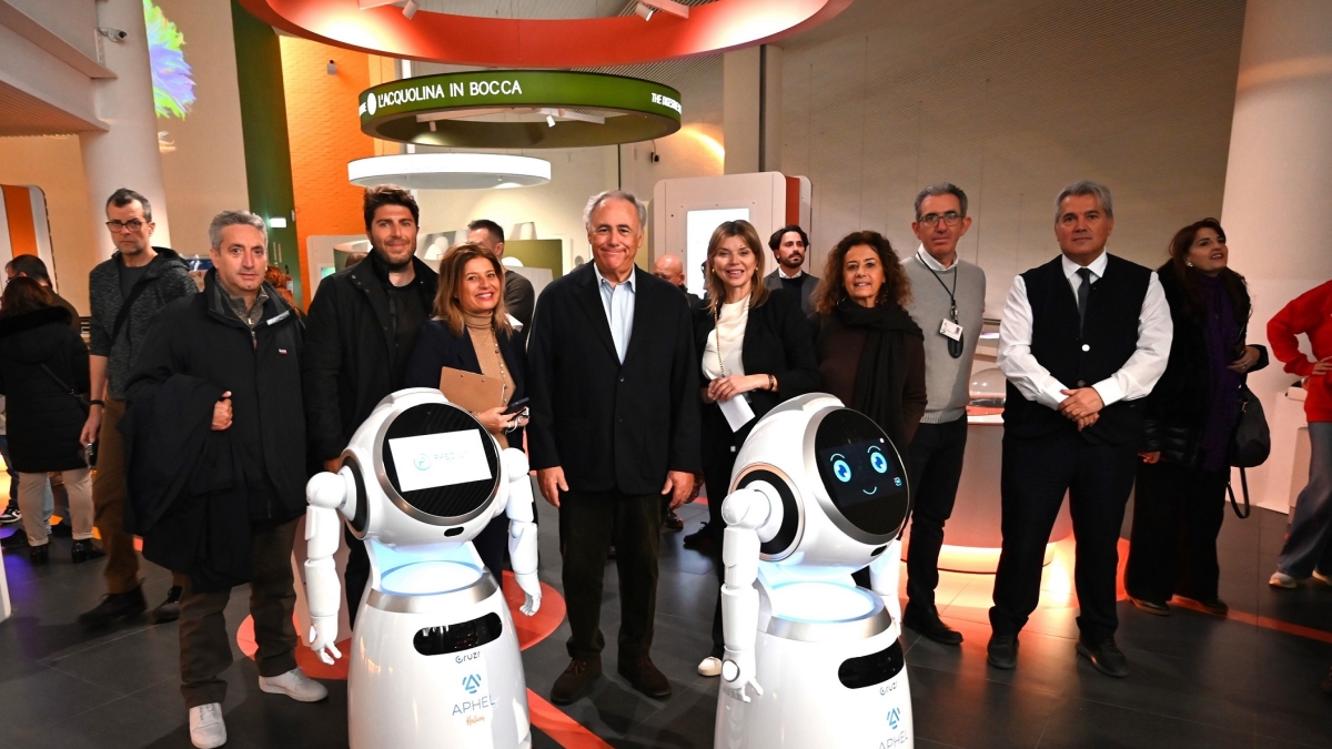 Città della Scienza, ecco Aphel il robot empatico di Corporea