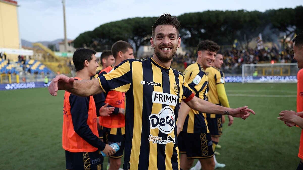 Juve Stabia, i gol di Candellone alimentano i sogni di playoff. «Ma prima dobbiamo raggiungere la salvezza»