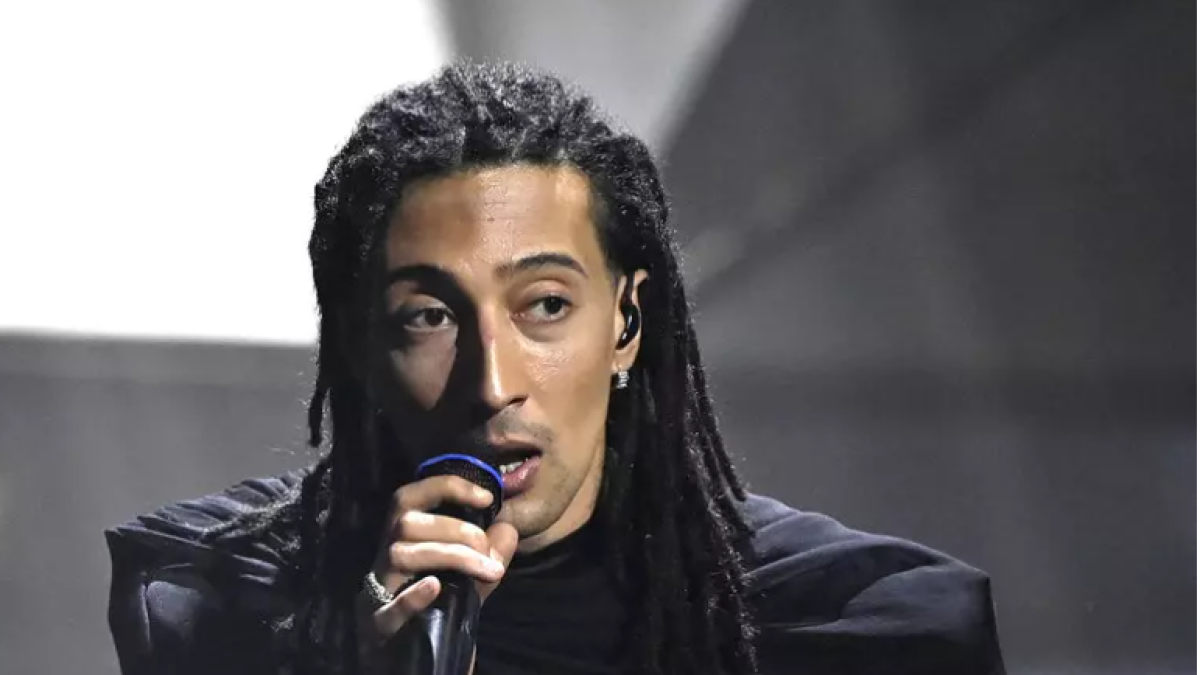 Ghali alla cerimonia di inaugurazione delle Olimpiadi: dalla Lega al Ministro Abodi tutti contro di lui (anche se lui non ha ancora detto nulla...)