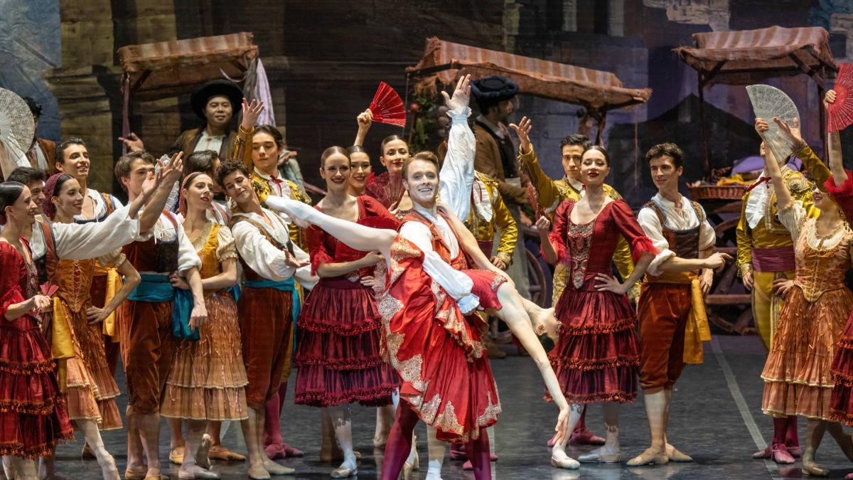 Balletto, la Scala trionfa in Cina con il «Don Chisciotte» di Nureyev: dieci minuti di applausi