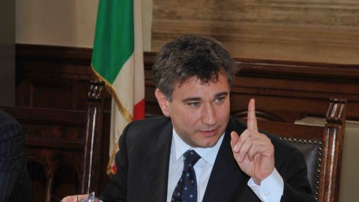 Referendum Giustizia, Paroli (FI) per il sì: «Così si risolvono parecchi problemi. La separazione delle carriere è positiva»