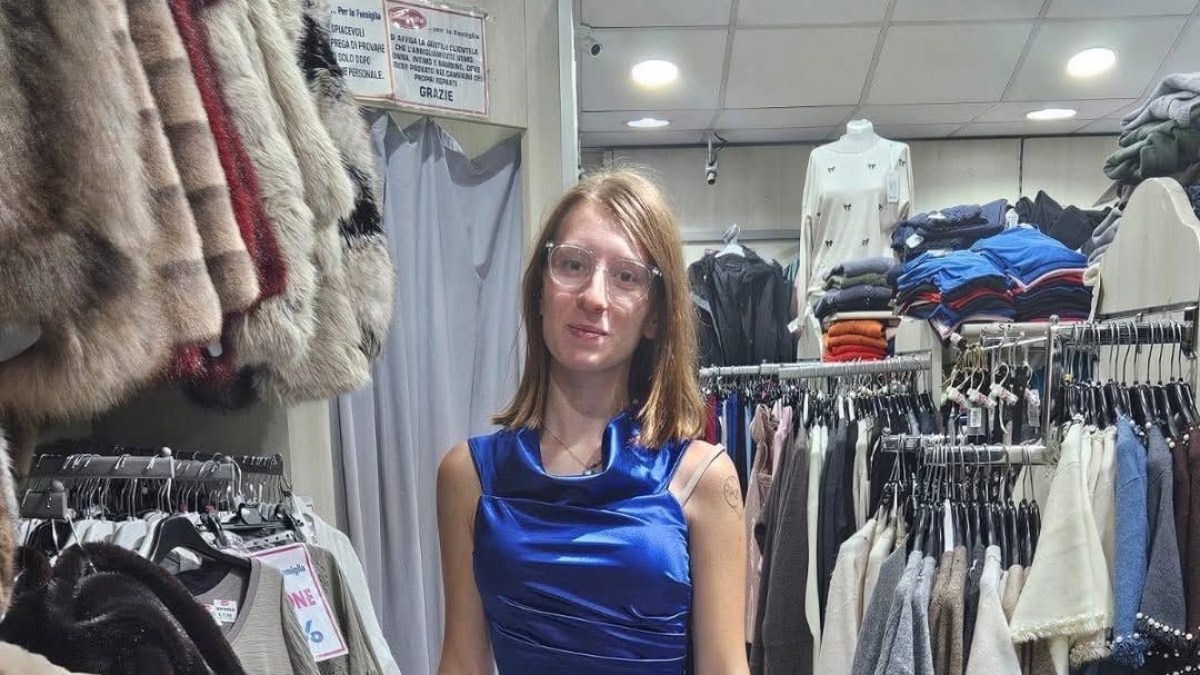 Azzurra Ferretti scomparsa, il telefono della 19enne di Centocelle è spento dal 26 gennaio: la denuncia dei genitori