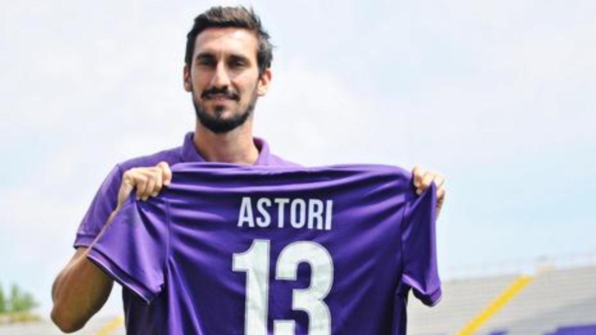 Morte di Astori, l'ospedale fiorentino di Careggi paga 1 milione e 100mila euro di risarcimento alla famiglia dell'ex calciatore