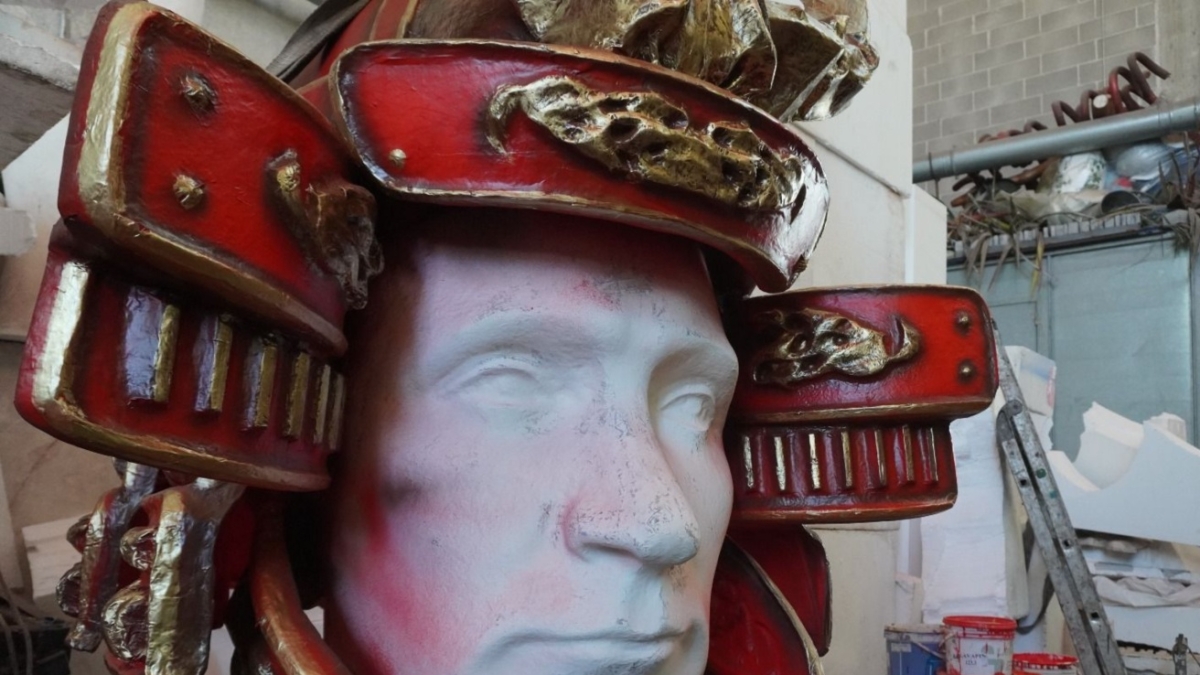 Carnevale di Viareggio 2026, tornano la politica e la satira sulla Passeggiata: il calendario e tutto quello che c'è da sapere