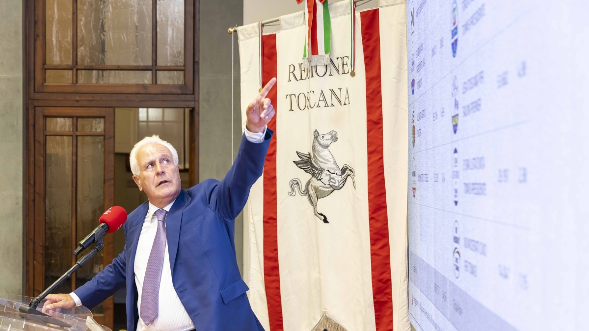 Giani inciampa sul nono assessore (vietato dallo Statuto). I lavoratori in agitazione: «Inaccettabile»